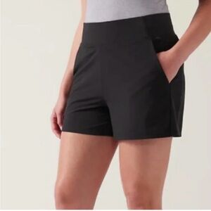Athleta Brooklyn High Waist Structured Shorts- Black sz 2